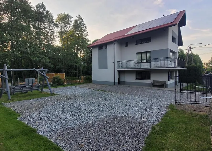 Dom W Cyganskim Lesie *